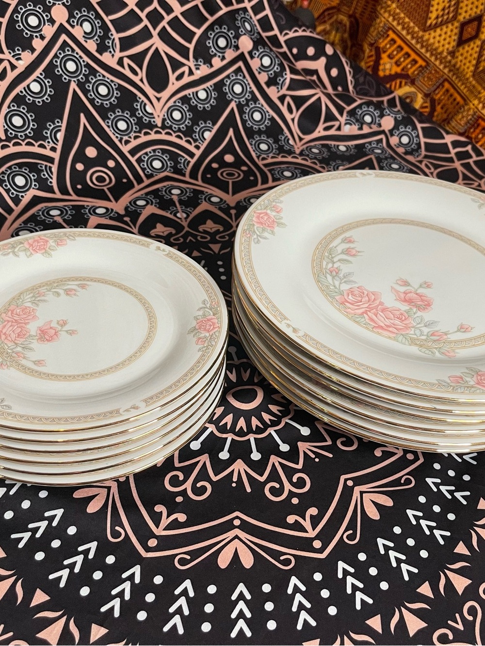 Vintage Porcelain Crown Ming "Christina" Fine China Dinner Plate and Salad Plate - Picture 5 of 7